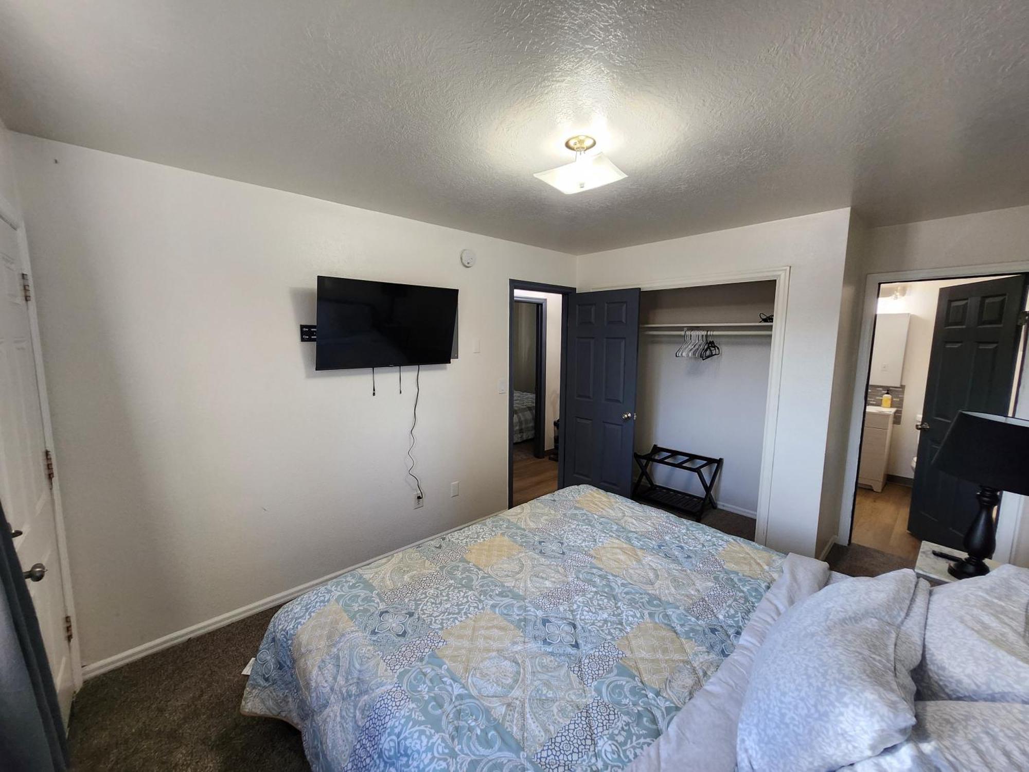 Newly Furnished Relaxing Stay 费尔班克斯 外观 照片